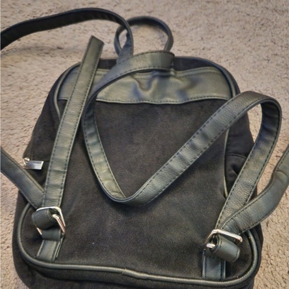 Black Velvet Backpack - Picture 2 of 2